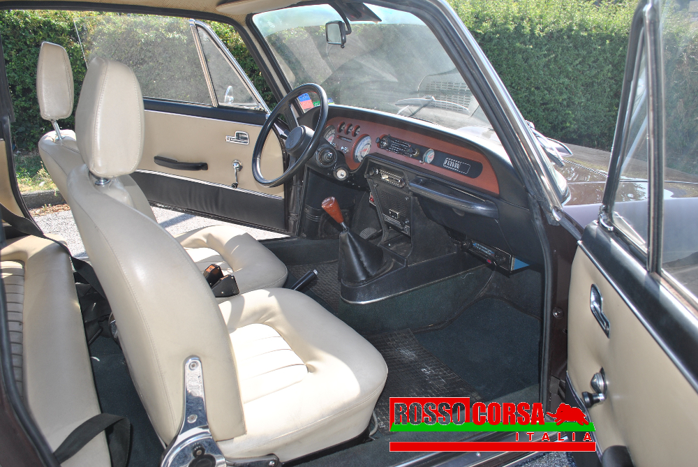 LANCIA-FULVIA-3-4.JPG